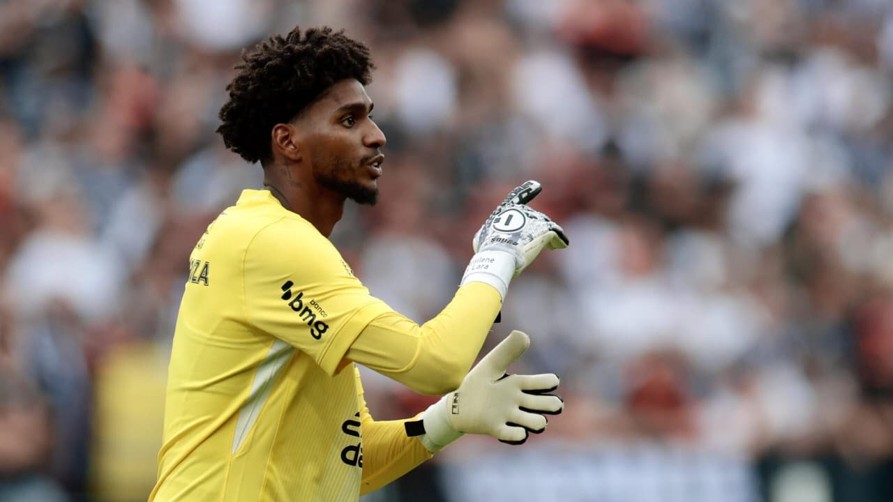 Hugo Souza provoca revolta em torcedores com atitude polêmica no clássico Corinthians x São Paulo