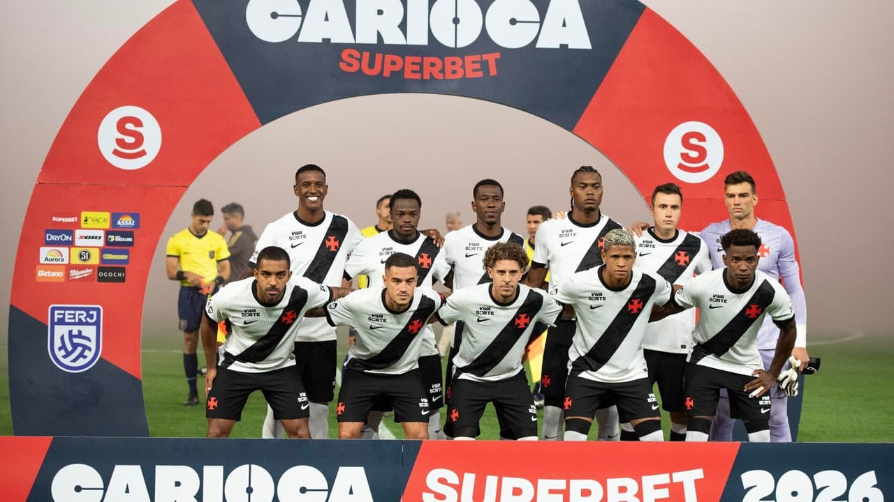Torcedores do Vasco reagem e apontam dupla como os piores em campo após derrota para o Flamengo