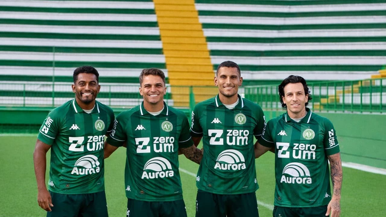 Chapecoense anuncia dez reforços, incluindo atacante com passagem pelo Amazonas FC