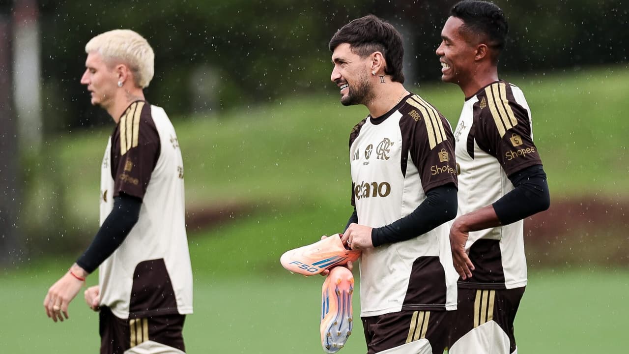 Flamengo Aclimata Últimos Detalhes para Clássico contra Fluminense; Confira a Escalação Potencial