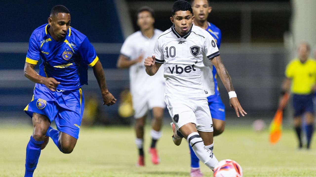 Expulsão em Sampaio Corrêa x Botafogo repercute :  Azar  