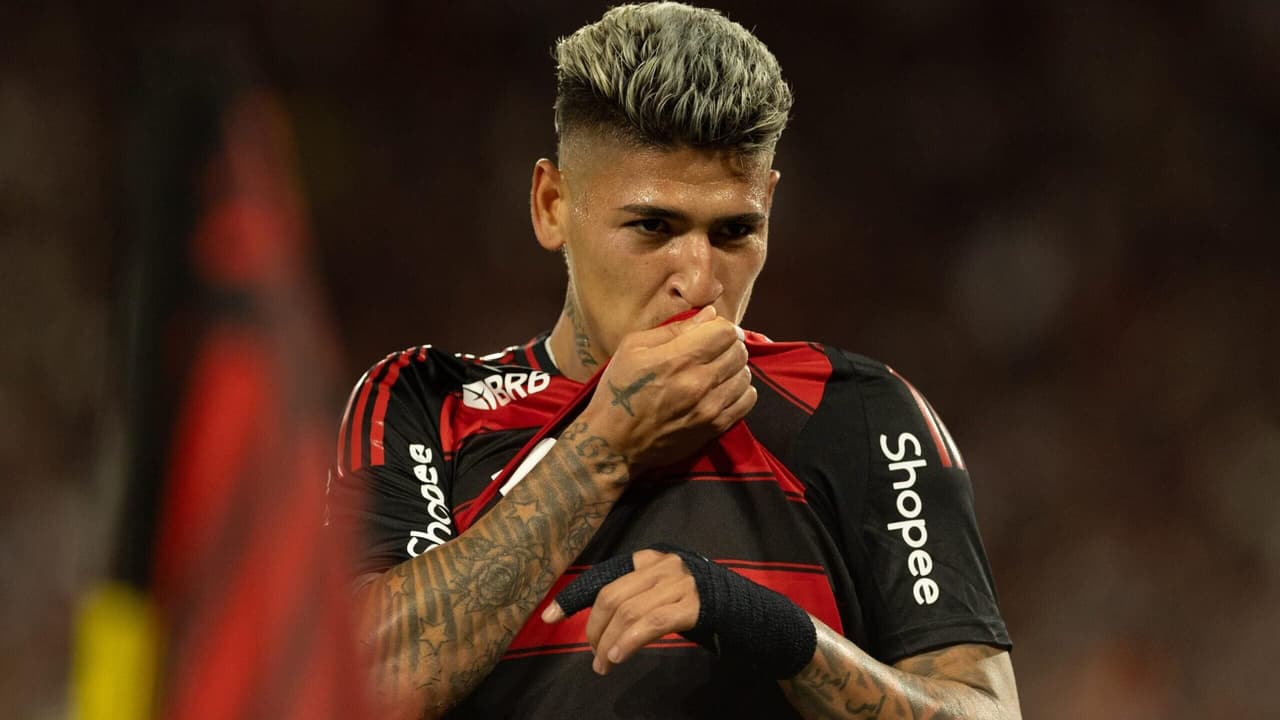 Carrascal: A Ascensão do Craque que Revoluciona o Flamengo com Carisma e Talento
