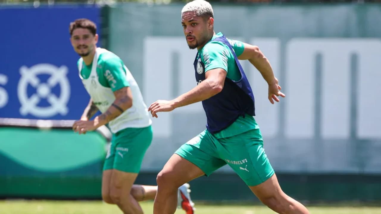 Vitor Roque, em busca de destaque, pode reforçar Palmeiras no clássico decisivo contra rivais