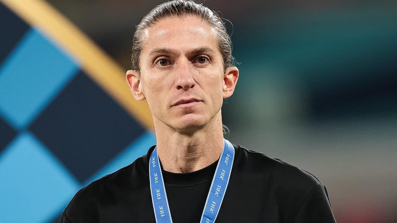 Saída de jogador do Flamengo gera emoções intensas: torcedores reagem e lembram legados