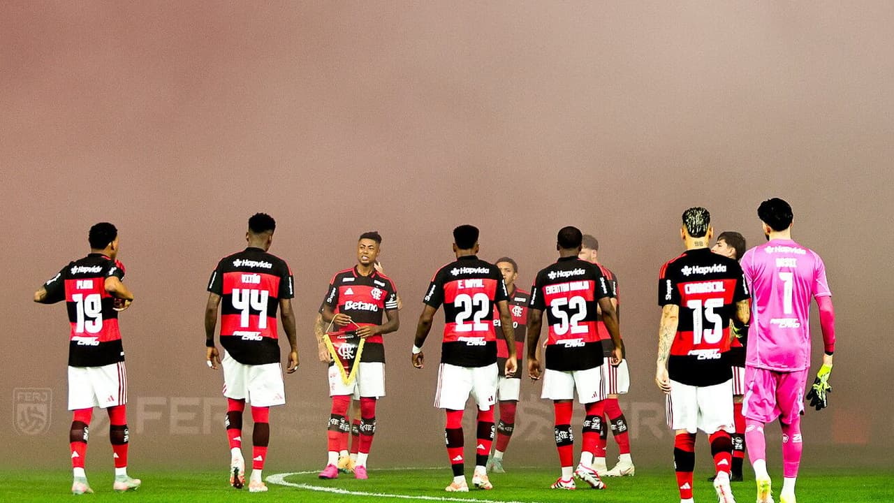 Flamengo sofre baixa com lesão de Daniel Sales antes do clássico contra o Vasco