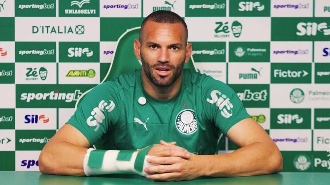 Torcedores do Palmeiras reagem à saída de Weverton: 