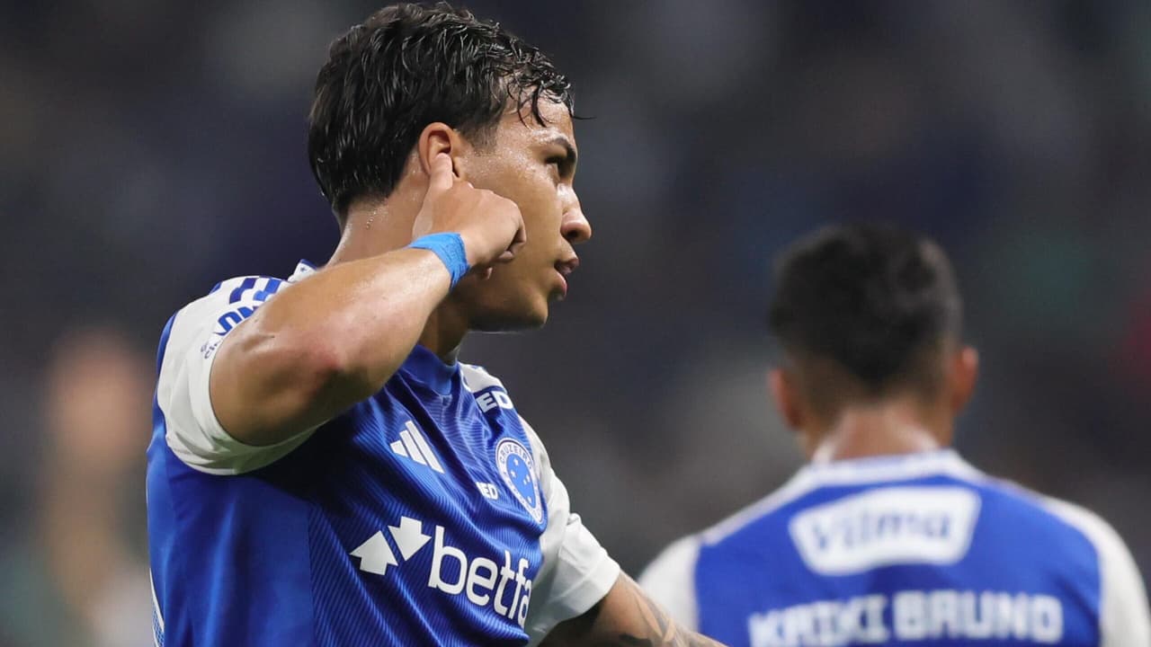 Torcedores do Cruzeiro desafiam o Flamengo e provocam após gol de Kaio Jorge: Pega aí!