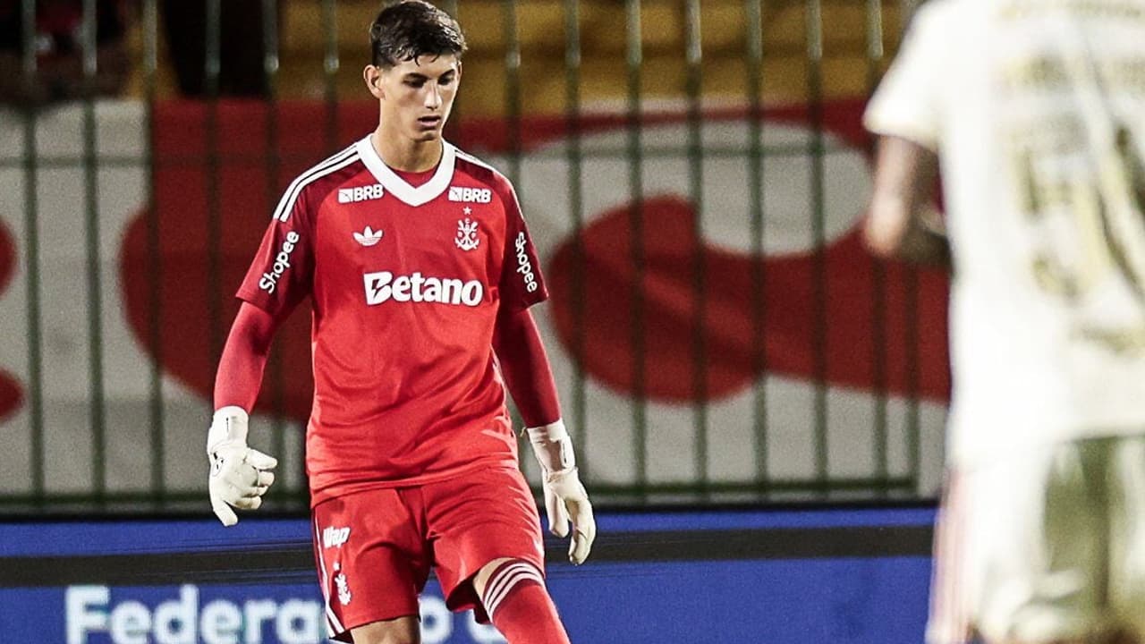 Flamengo perde, mas Nannetti exalta garra da equipe: Não nos entregamos em campo