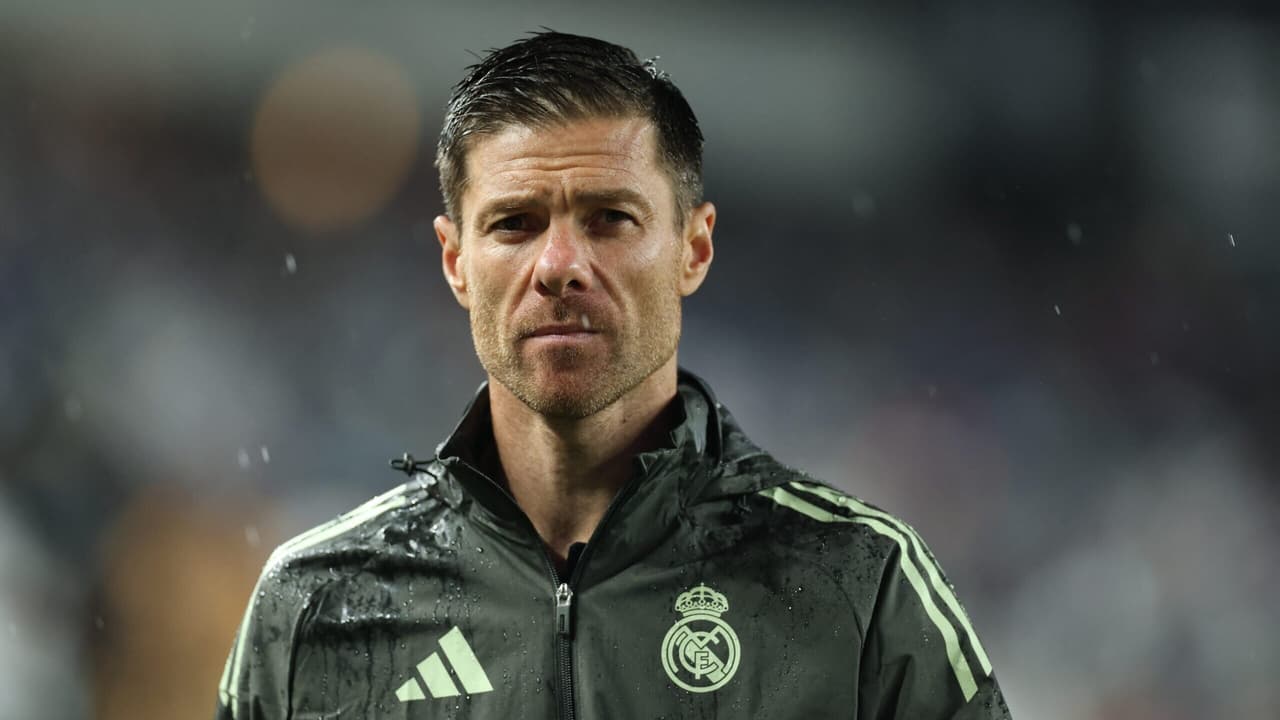 Xabi Alonso , ex - treinador do Real Madrid , é monitorado por gigante alemão