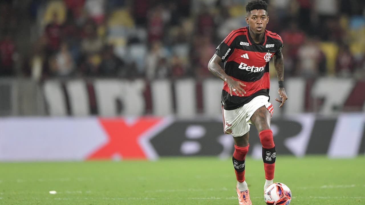 Vitão busca reafirmar seu espaço no Flamengo em duelo contra o Internacional