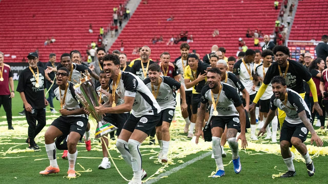 Corinthians exibe força renovada e dá passos importantes rumo ao título da Supercopa