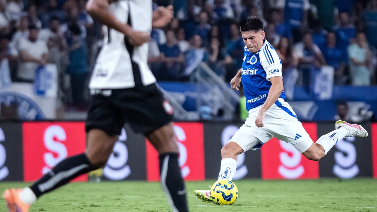 Villalba critica vaias direcionadas a Tite e analisa empate do Cruzeiro como resultado injusto