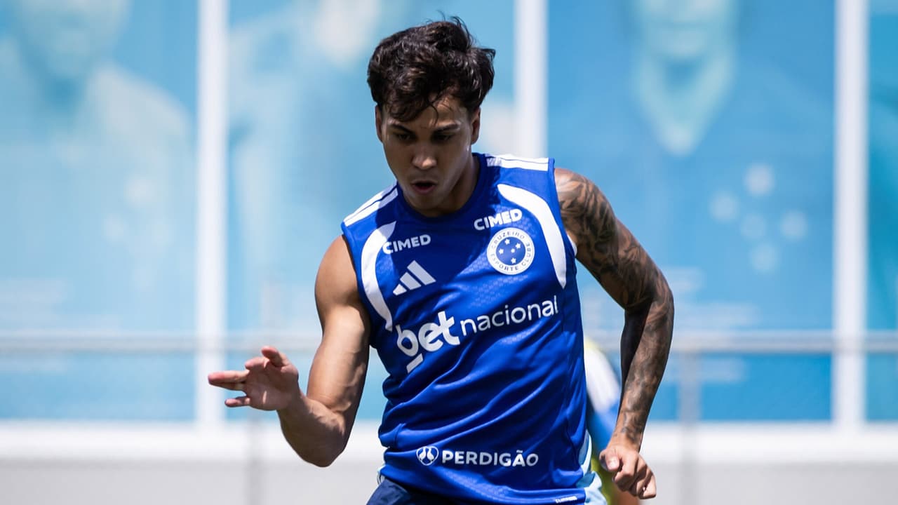 Kaio Jorge e Arroyo intensificam preparação no Cruzeiro visando confronto decisivo contra o Corinthians