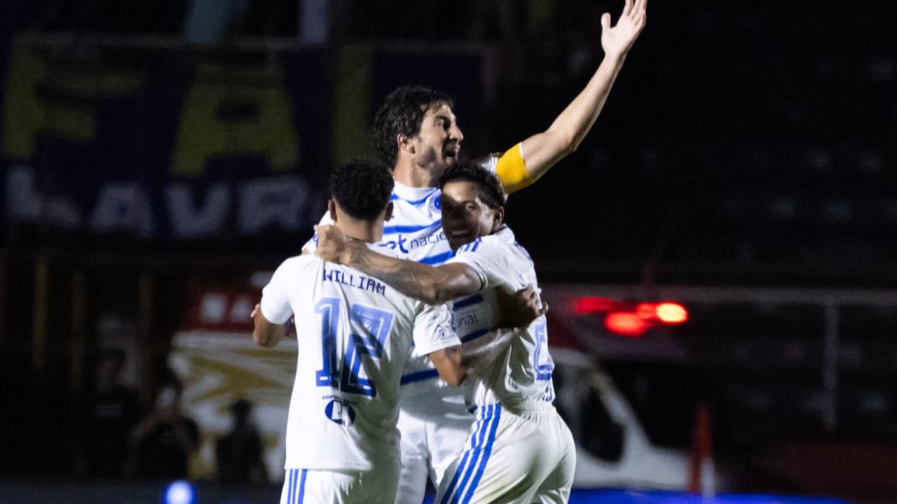 Orientações de Tite: A Chave do Sucesso de Lucas Silva na Vitória do Cruzeiro