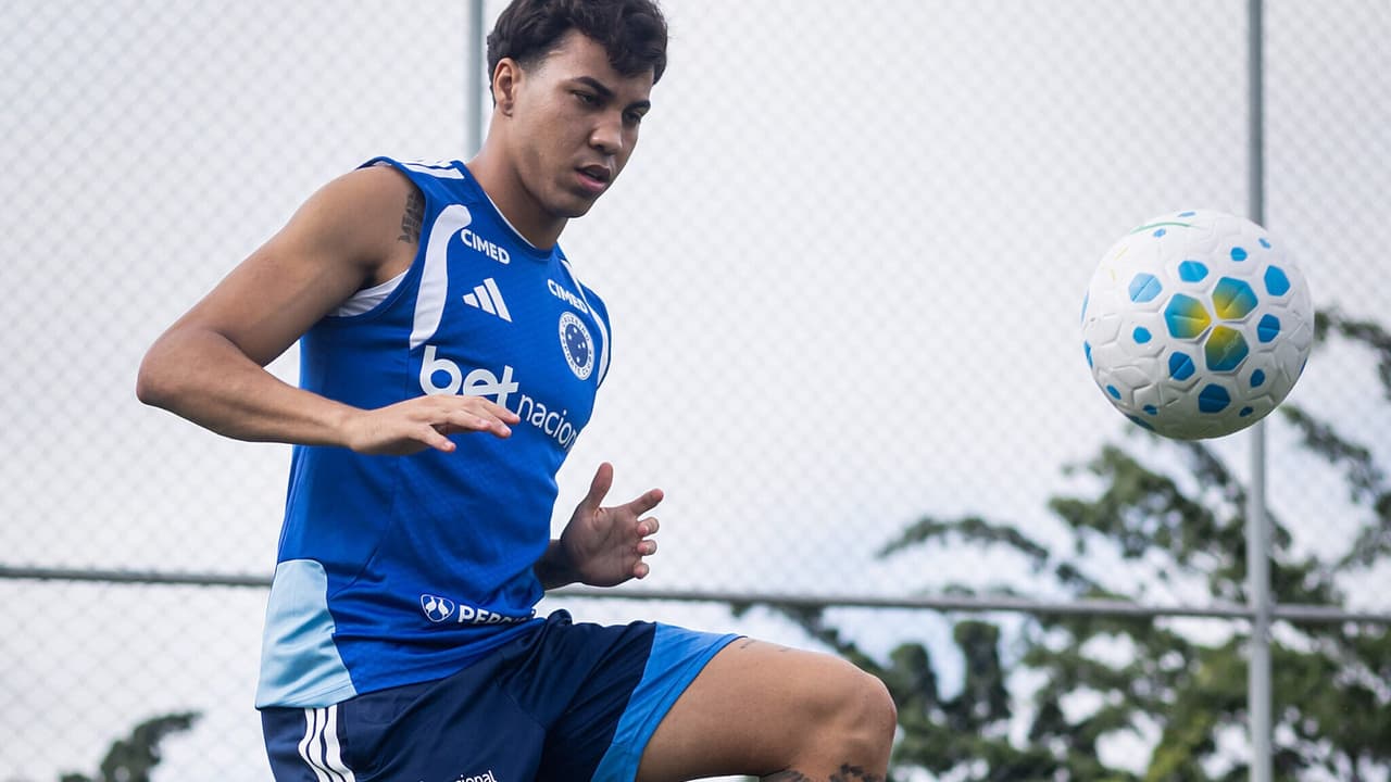 Kaio Jorge e Arroyo aptos para o duelo: Cruzeiro finaliza treinamento para enfrentar o Corinthians