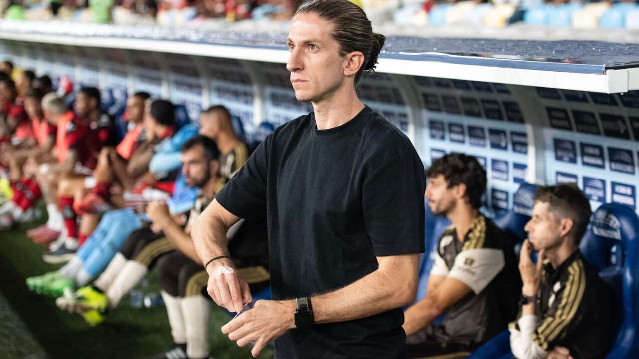 Filipe Luís Define Escalação do Flamengo para Decisivo Clássico do Carioca