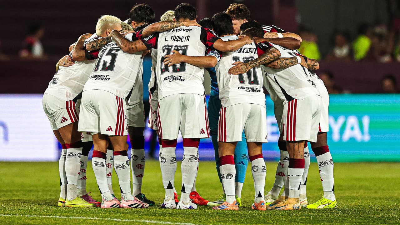Flamengo Adota Novas Estratégias na Escalação para Confronto com Lanús na Recopa