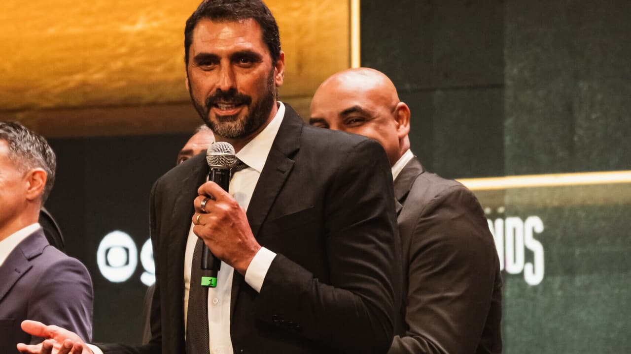 Lucas Paquetá: Retorno ao Flamengo e suas Chances na Copa do Mundo