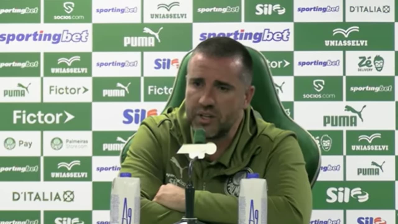 Auxiliar de Abel Justifica Escalação Mista e Esclarece Situação de Arias na Equipe