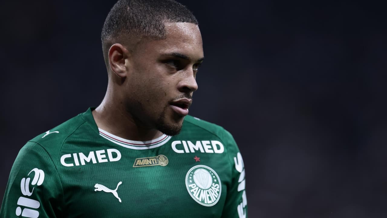 Palmeiras Escala Força Total para Desafio Contra o Internacional