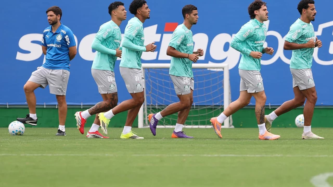 Palmeiras Confirma Retorno de Jogador Fundamental e Enfrenta Dúvidas para Confronto no Allianz Parque