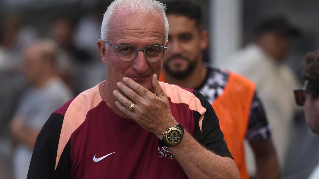 Dorival responde a críticas e desconsidera pressão no comando da equipe