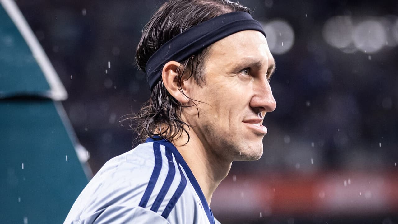 Cássio, goleiro do Cruzeiro, fala sobre desafios após lesão no joelho