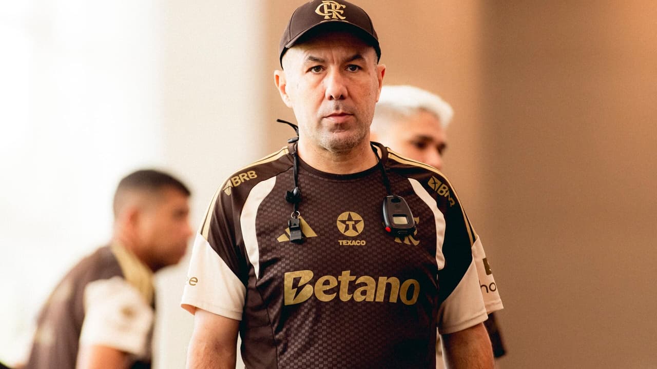 Leonardo Jardim Realiza Reformulação na Escalação do Flamengo para Enfrentar o Cruzeiro