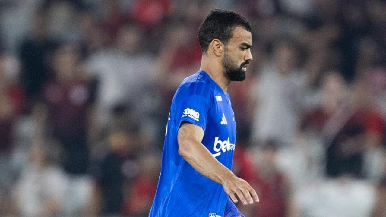 Fabrício Bruno Identifica Desafio Crucial para a Recuperação do Cruzeiro