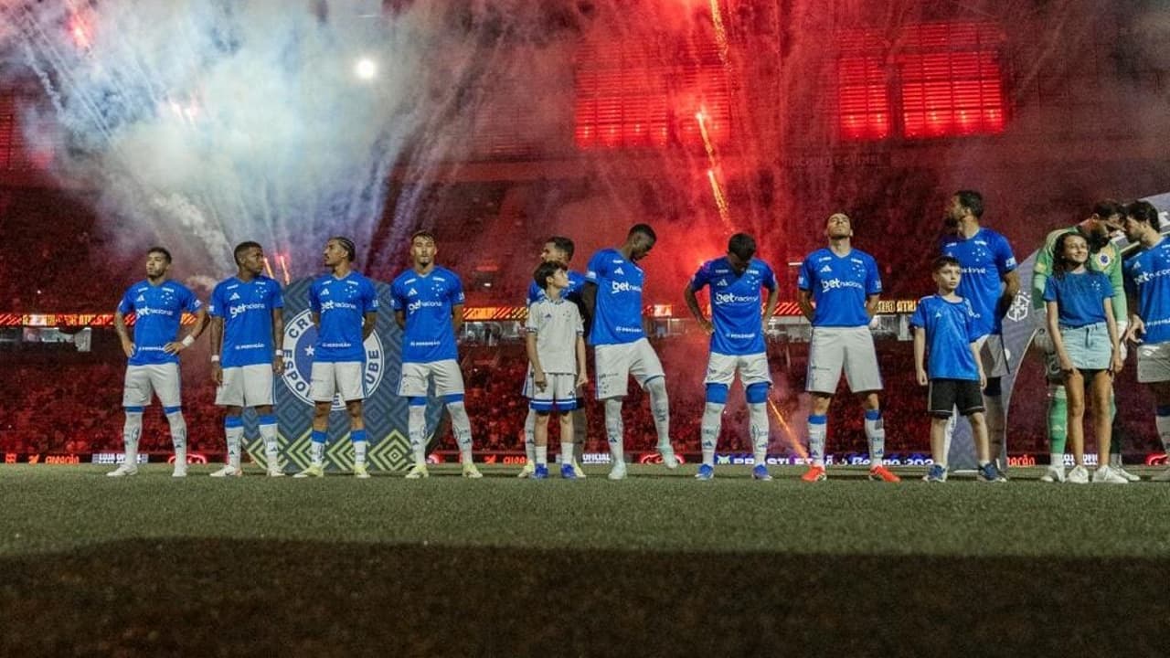 Análise Profunda dos Desafios do Cruzeiro na Fase de Grupos da Libertadores