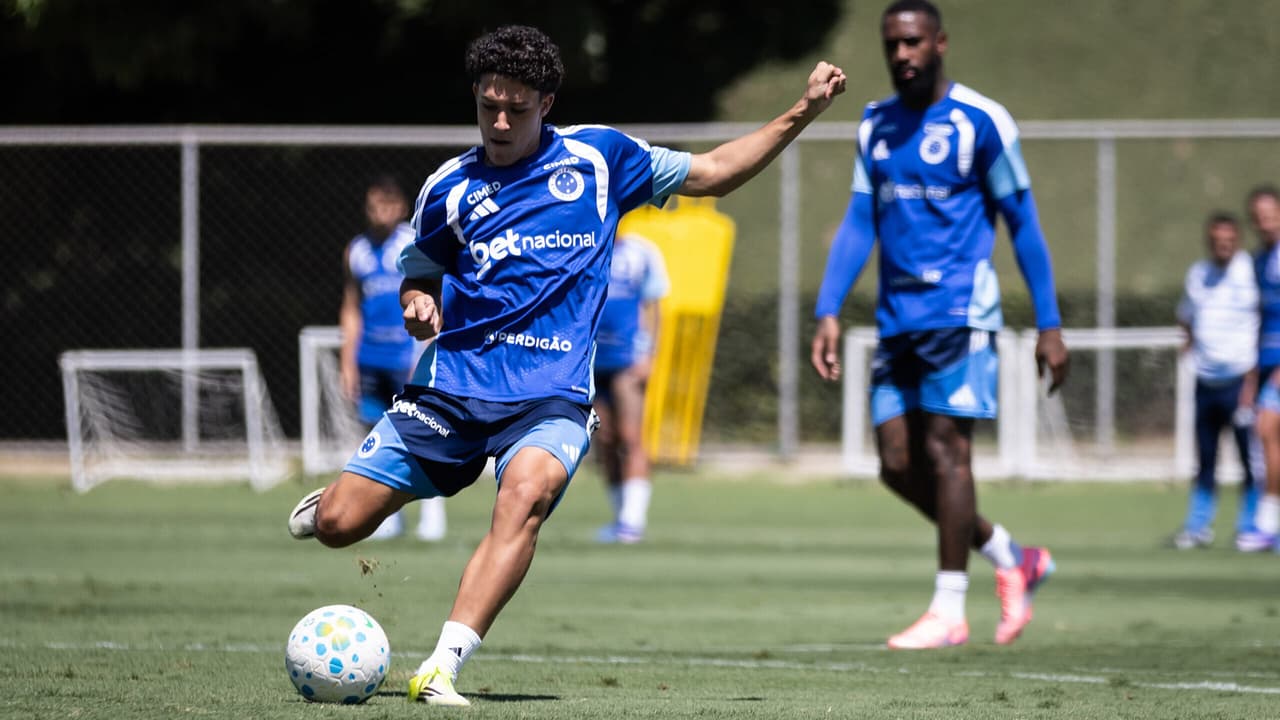 Joia da Base do Cruzeiro Inicia Transição para o Elenco Profissional