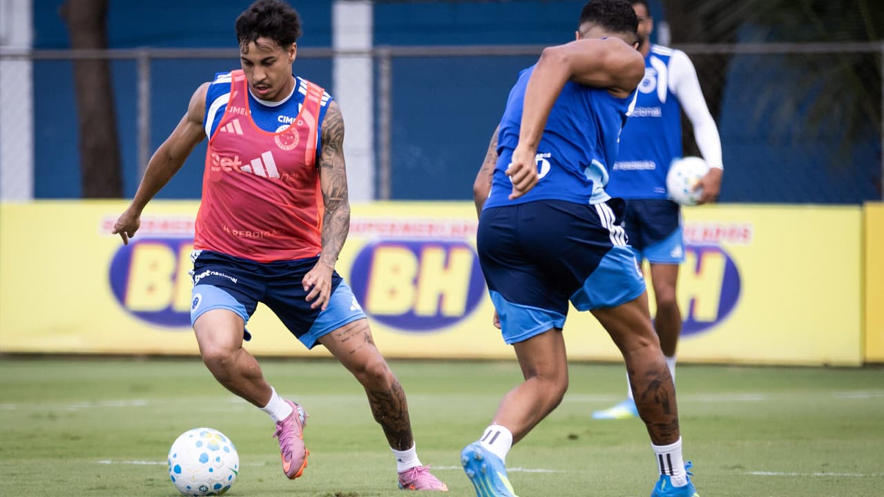 Dupla do Cruzeiro Retorna aos Treinos e Se Torna Opção Valiosa para Artur Jorge