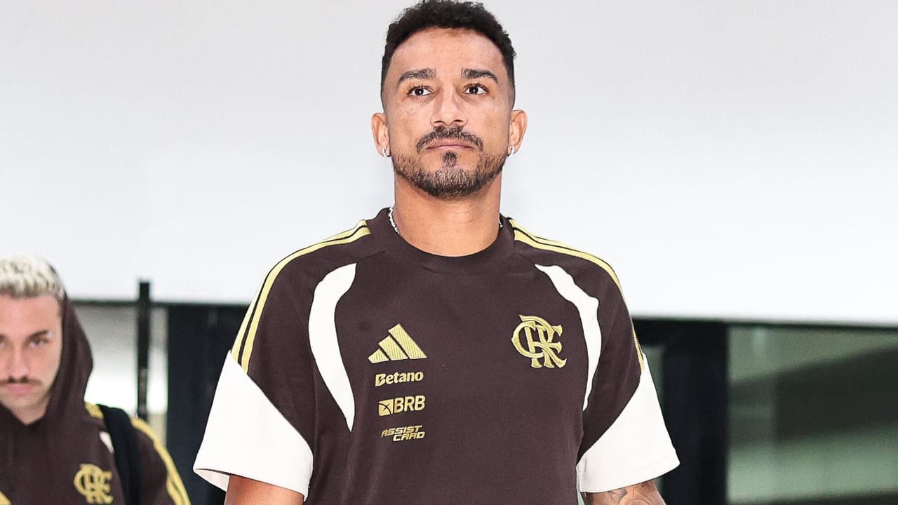 Danilo Convocado por Ancelotti: Aguardando o Estreia no Flamengo sob Comando de Jardim