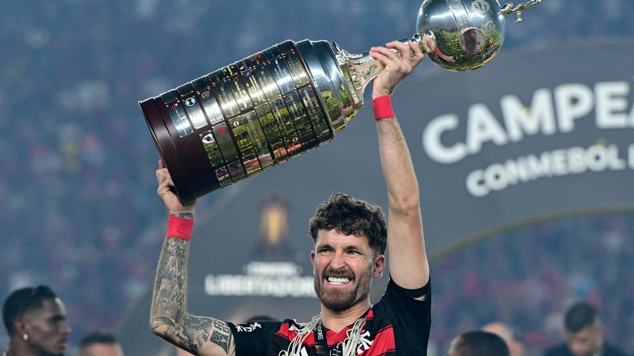 Léo Pereira conquista convocação para a Seleção Brasileira após desempenho destacado no Flamengo