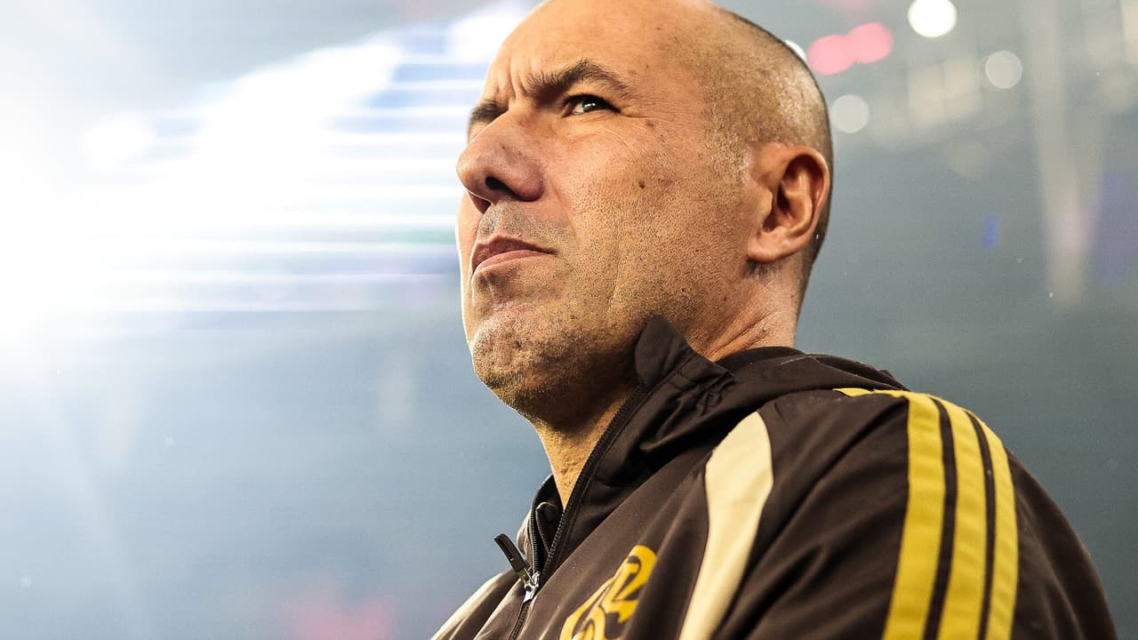 Flamengo estreia Leonardo Jardim com transformação tática e conquista vitória decisiva