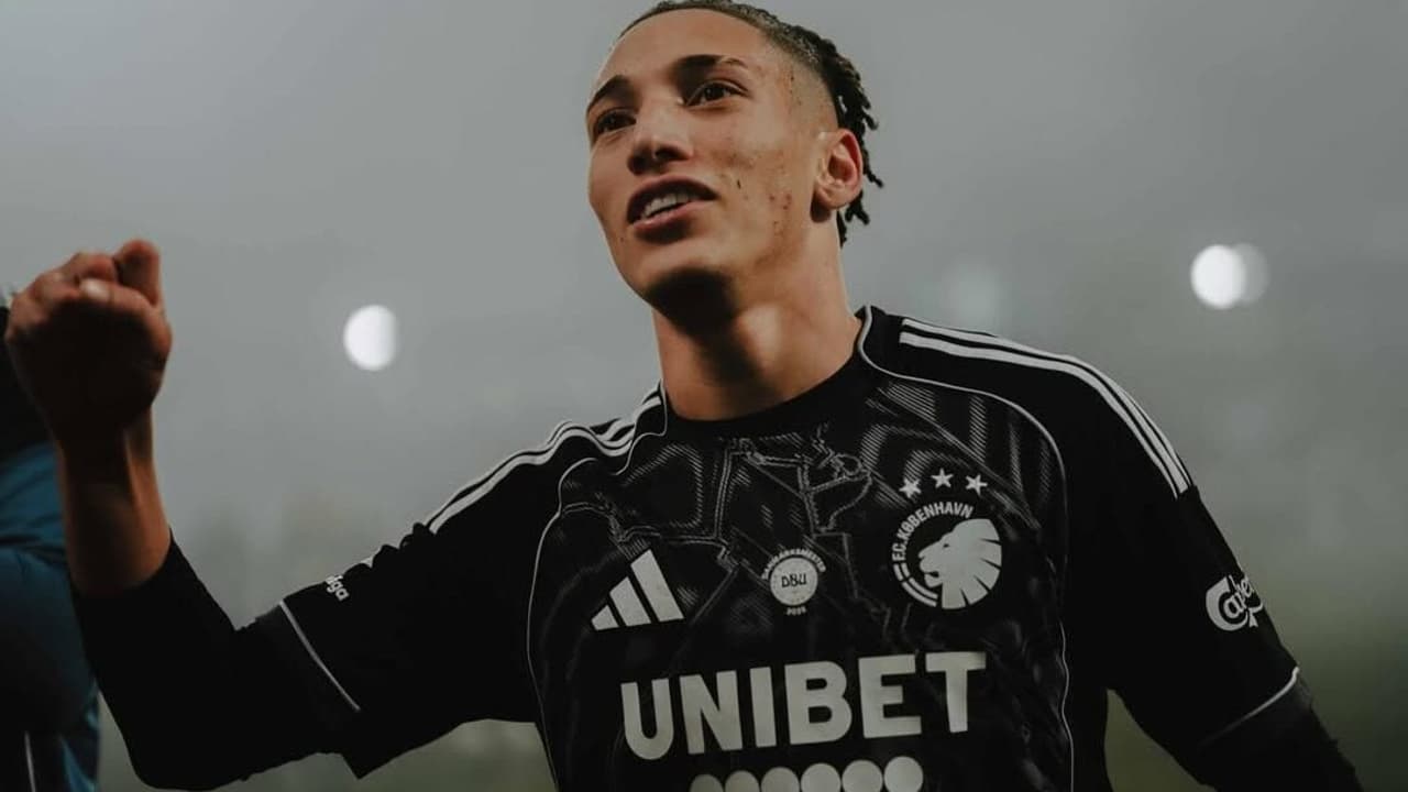 Ex-Cruzeiro Brilha na Europa: Temporada Mais Prolífica da Carreira Supera Estréia