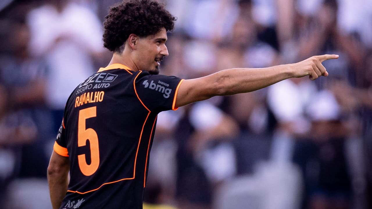André Ramalho, do Corinthians, conquista o prêmio de gol mais bonito do Paulistão