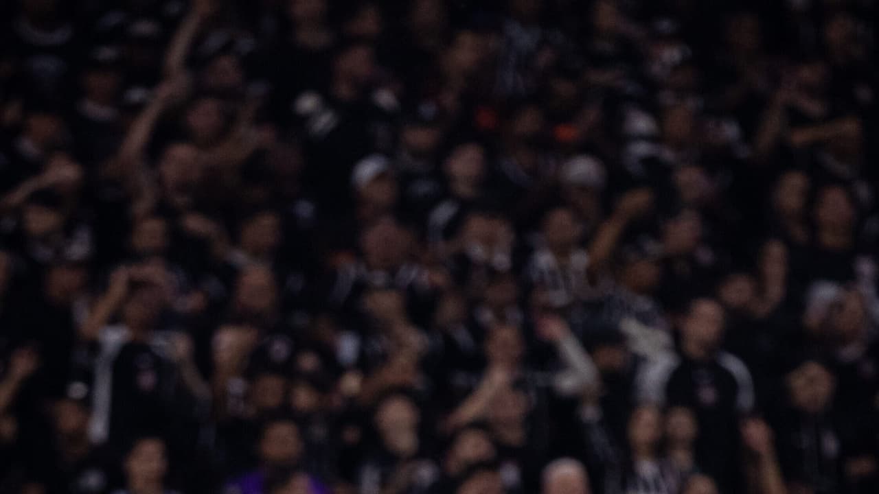 Torcida do Corinthians Se Manifesta Após Fracasso em Casa Contra o Coritiba