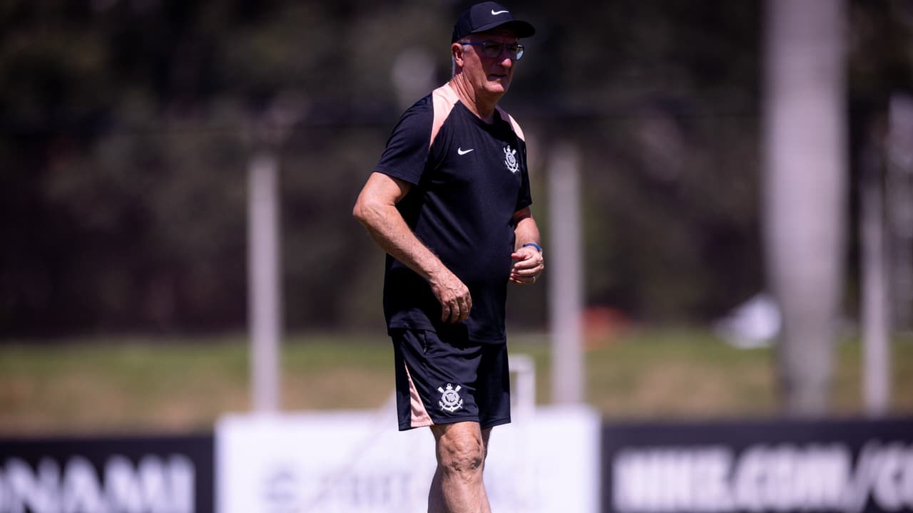 Corinthians Enfrenta Desafio Intenso com Nove Jogos em Abril por Três Competições