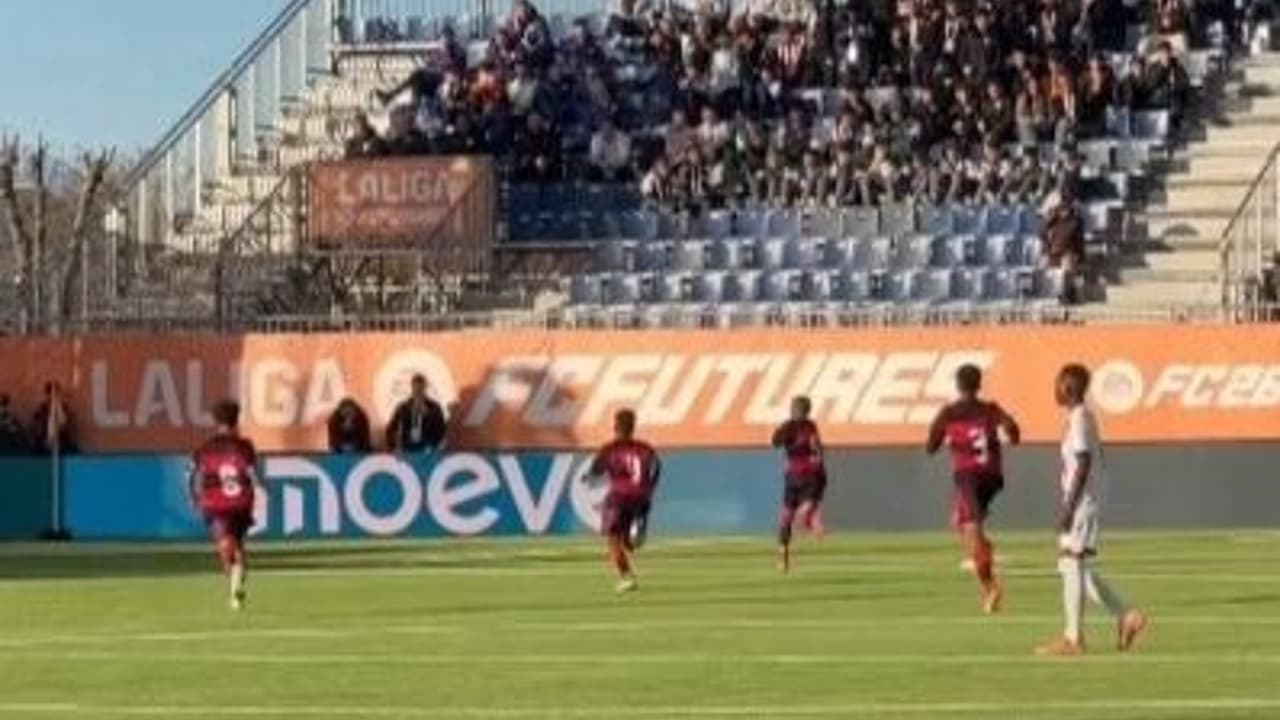 Flamengo supera PSG e garante vaga na final do Mundial Sub-12
