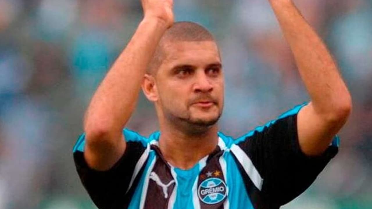 Por onde anda Sandro Goiano, ex-volante do Grêmio?