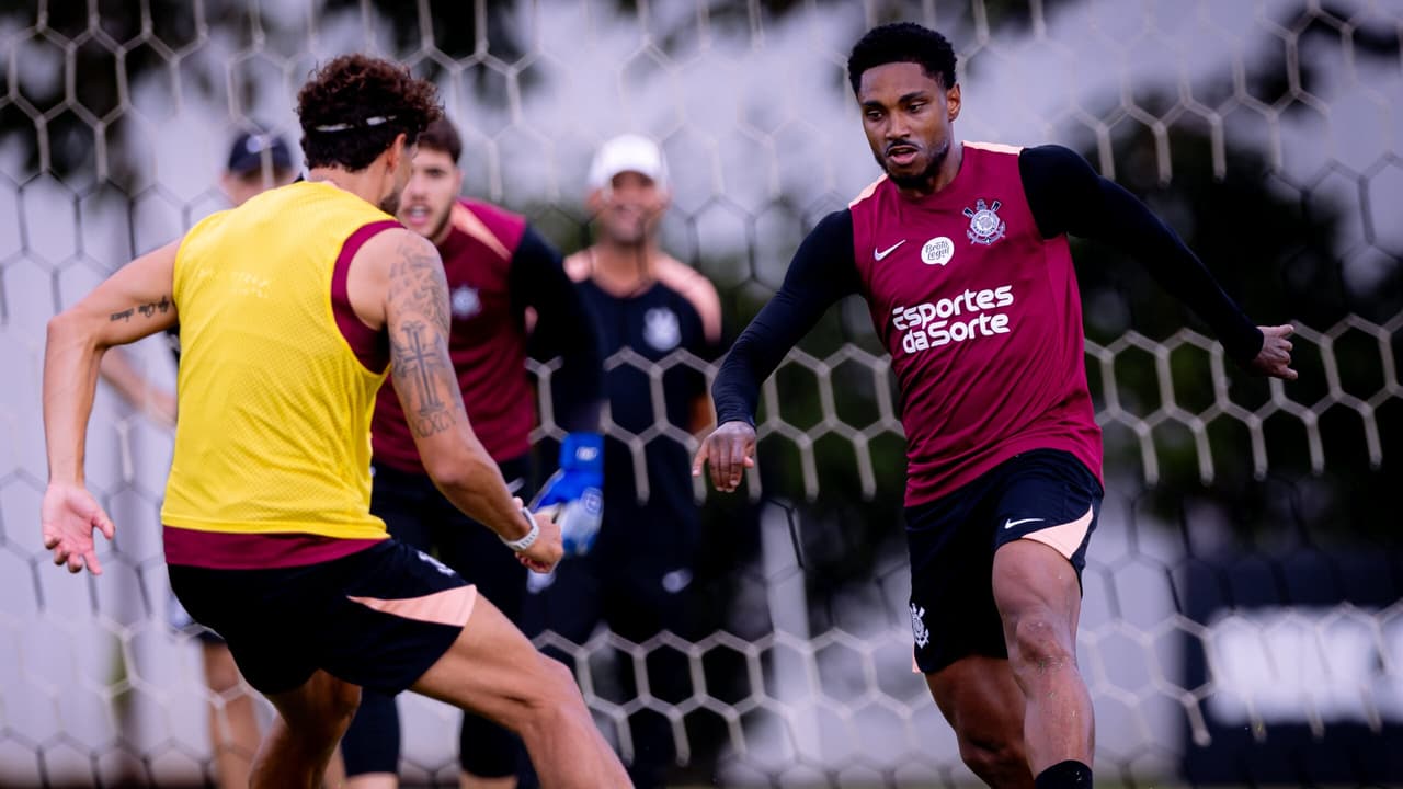 Sub-20 do Corinthians é comandado por Diniz em treino decisivo à espera do retorno do técnico