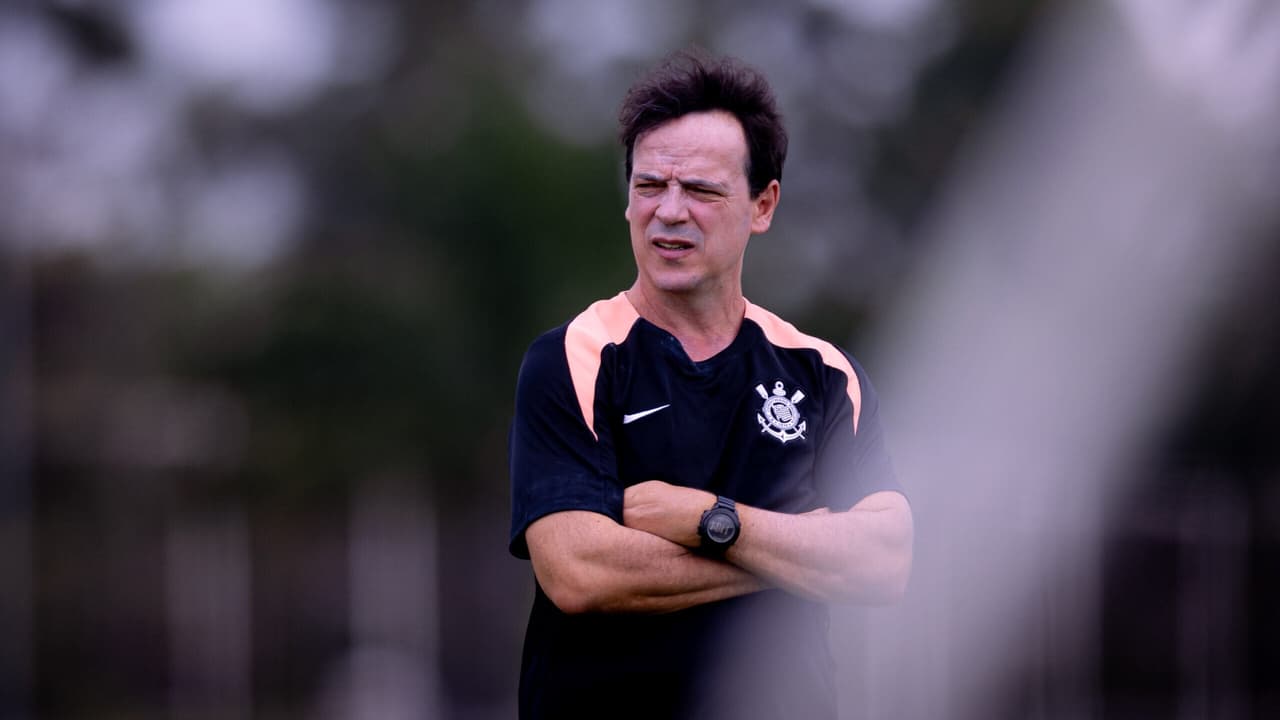 Corinthians Enfrenta Desafios com Desfalques na Escalada Contra o Vitória; Confira a Provável Escalação