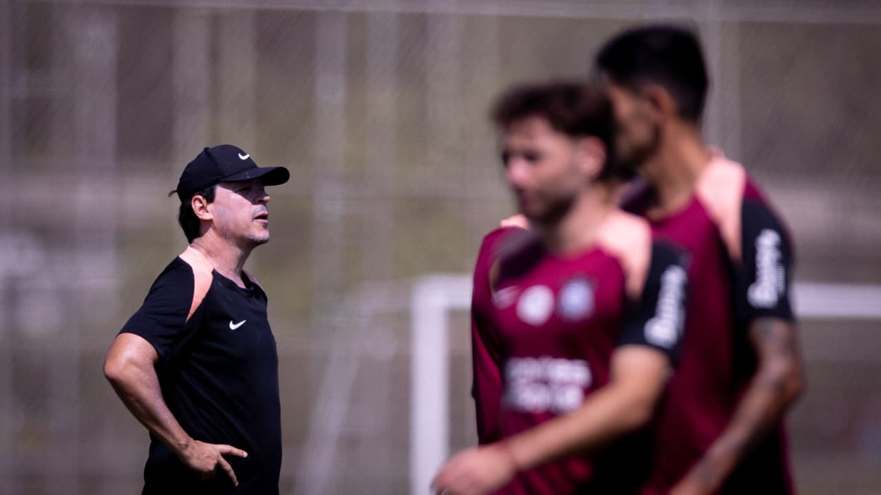 Diniz planeja alterações ousadas no time do Corinthians para duelo com o Vasco — Futebol