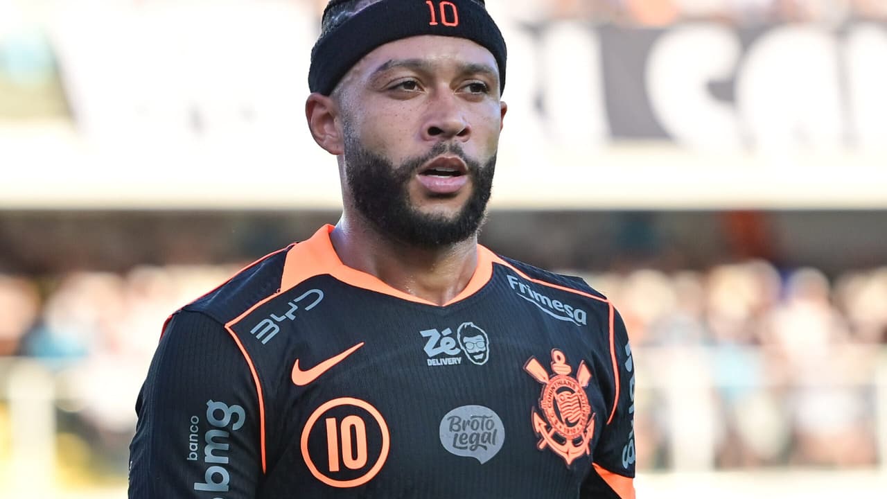 Conselheiro corintiano ataca Memphis Depay e alerta para rombo financeiro no Timão — Futebol