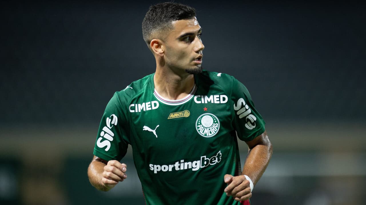 Andreas Pereira exalta a integração com Abel Ferreira e elenco do Palmeiras: 