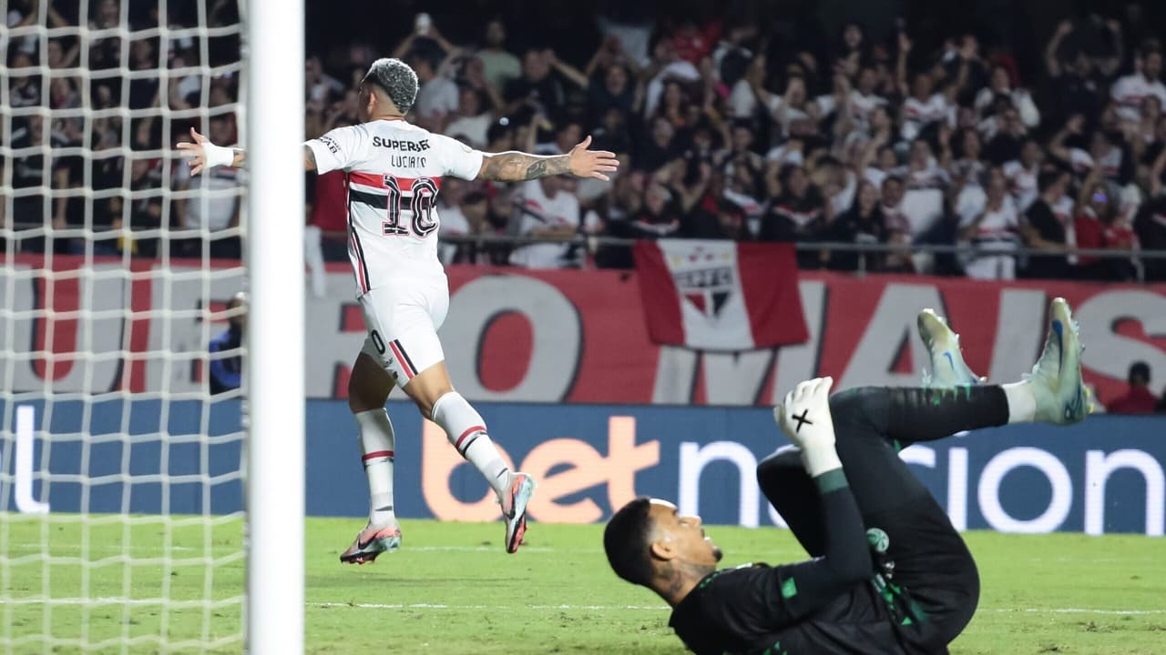São Paulo supera Juventude com gol de Luciano apesar de vaias a Roger Machado no Morumbi