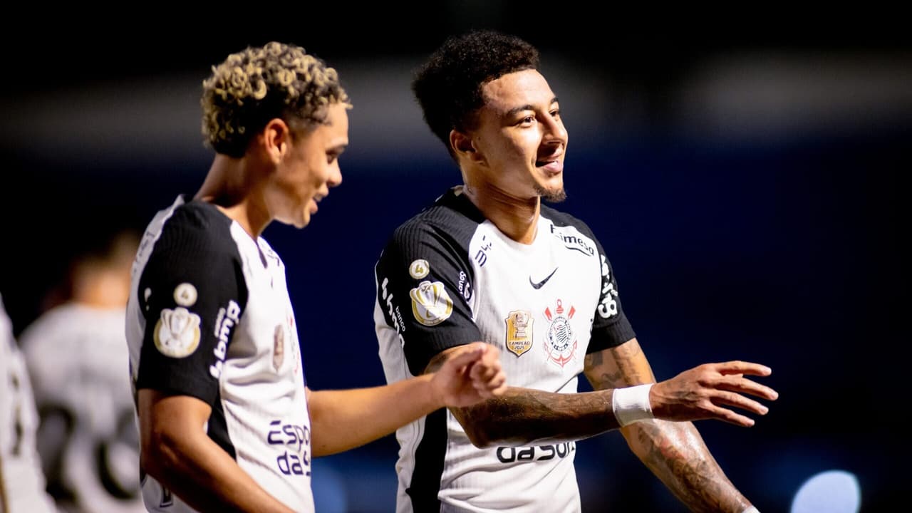 Lingard brilha e marca seu primeiro gol pelo Corinthians, exalta confiança recebida de Diniz