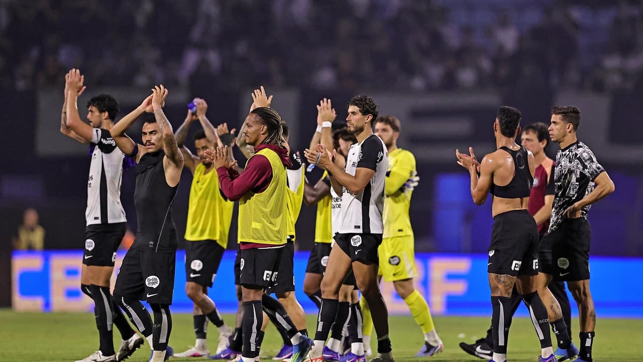 Análise do Elenco Corinthiano: Quem se Destaca na Era Diniz?