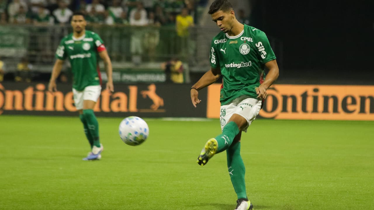 Arthur exalta triunfo do Palmeiras na Copa do Brasil, mas cobra maior eficiência no ataque — Futebol